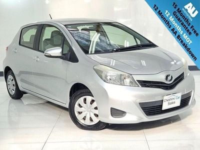 Used Toyota Vitz 2014 Silver Hatchback