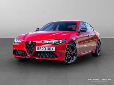 Used Alfa Romeo Giulia Competizione 276 HP (202 kW) 2023 Red Sedan