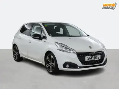 Begagnad Peugeot 208 GT-line 2019 Vit Halvkombi