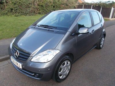 Used Mercedes A160 Classic 95 HP (69 kW) 2011 Grey Hatchback