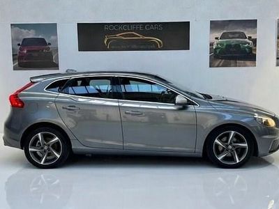 Used Volvo V40 R-Design 120 HP (88 kW) 2015 Grey Hatchback
