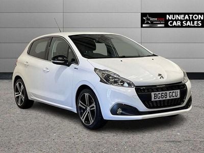 Used Peugeot 208 GT-line 110 HP (80 kW) 2018 White Hatchback