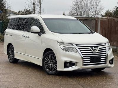 Used Nissan Elgrand 2018 White MPV
