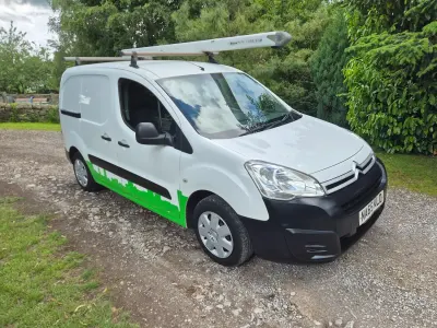 Used Citroën Berlingo 90 HP (66 kW) 2015 White MPV