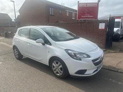 Used Vauxhall Corsa Design Edition 95 HP (69 kW) 2018 White Hatchback