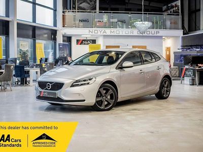 Silver Used 2017 Volvo V40 Momentum Hatchback | £9,999 (Fair price)