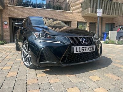 Lexus IS300h