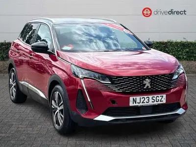 Used Peugeot 3008 Allure+ 130 HP (95 kW) 2023 Red SUV