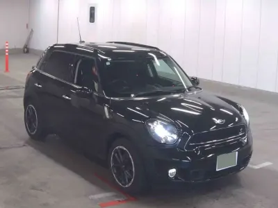 Używany Mini Cooper SD 143 KM (105 kW) 2015 Czarny Hatchback