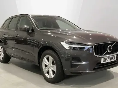 Used Volvo XC60 Momentum 194 HP (142 kW) 2022 Grey SUV