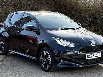 Used Toyota Yaris Hybrid Design 116 HP (85 kW) 2025 Black Hatchback