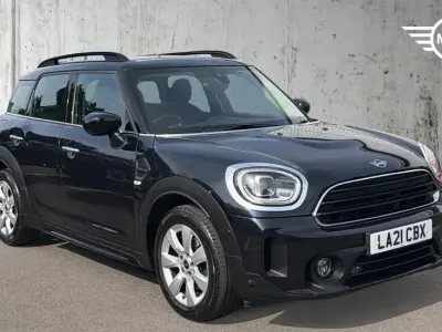 Used Mini Cooper Countryman Classic 134 HP (98 kW) 2021 Black SUV