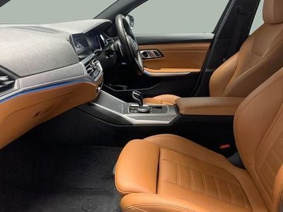 BMW 330e