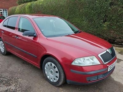 Red Used 2005 Skoda Octavia Classic Hatchback | £950 (Super price)
