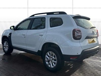Used Dacia Duster Comfort 90 HP (66 kW) 2022 White SUV