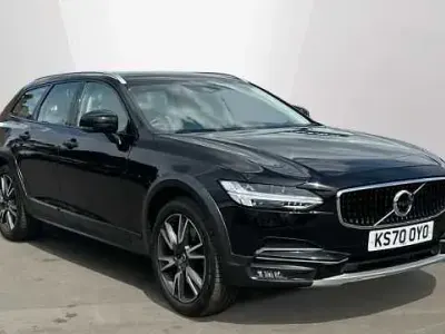 Used Volvo V90 CC Plus 247 HP (181 kW) 2020 Black Estate