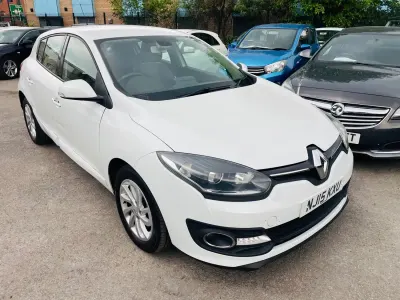 Begagnad Renault Mégane Dynamique 2015 Vit Halvkombi