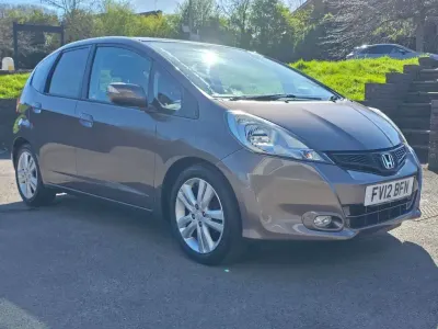 Używany Honda Jazz EX 99 KM (72 kW) 2012 Brązowy Hatchback