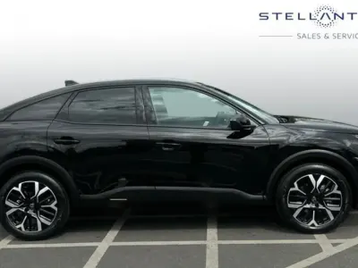 Nowe Citroën C4 PureTech 127 KM (93 kW) 2026 Czarny SUV