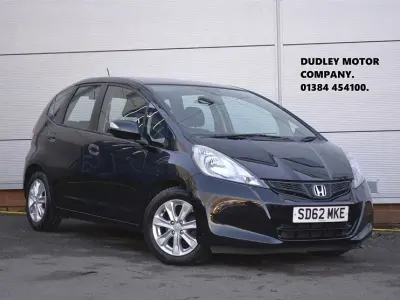 Używany Honda Jazz ES 99 KM (72 kW) 2012 Czarny Hatchback