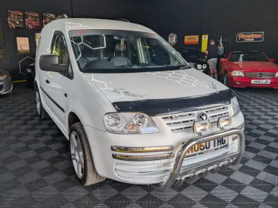 Used VW Caddy 69 HP (50 kW) 2010 White MPV
