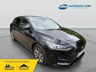 Used Ford Focus ST-Line 125 HP (91 kW) 2023 Black Hatchback