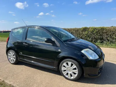Used Citroën C2 122 HP (89 kW) 2007 Black Hatchback