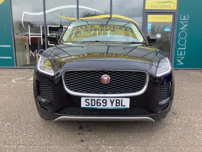 Używany Jaguar E-Pace S 150 KM (110 kW) 2019 Czarny SUV