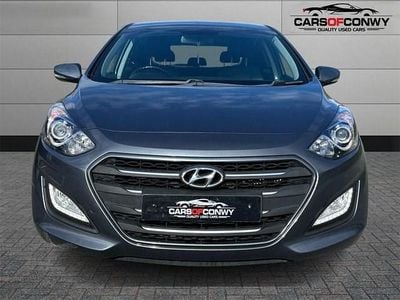 Used Hyundai i30 SE 110 HP (80 kW) 2016 Grey Hatchback