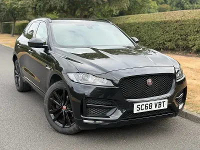 Used Jaguar F-Pace R-Sport 180 HP (132 kW) 2018 Black SUV