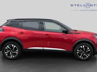 Used Peugeot 2008 GT 129 HP (94 kW) 2022 Red SUV