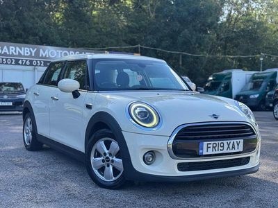 White Used 2019 Mini Cooper Classic Hatchback | £8,495 (Good price)