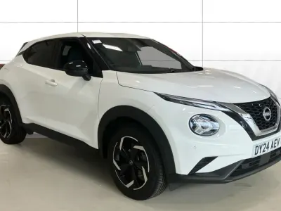Used Nissan Juke N-Connecta 114 HP (83 kW) 2023 White SUV