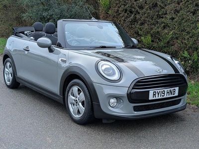 Używany Mini Cooper Cabriolet Classic 136 KM (100 kW) 2019 Szary Kabriolet
