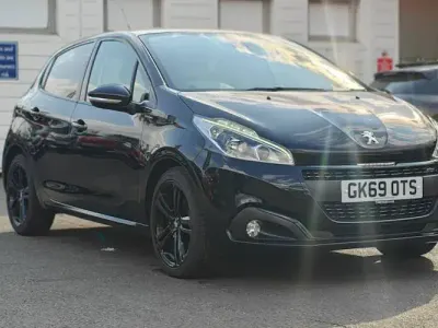 Used Peugeot 208 GT-line 109 HP (80 kW) 2019 Black Hatchback
