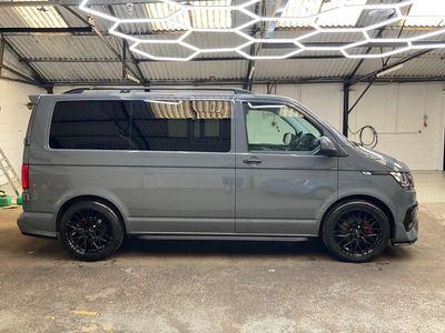 Begagnad VW Transporter Startline 2023 Grå Van