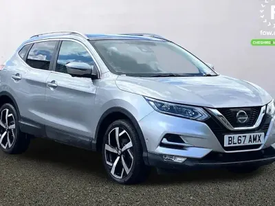 Used Nissan Qashqai Tekna 116 HP (85 kW) 2017 Silver SUV