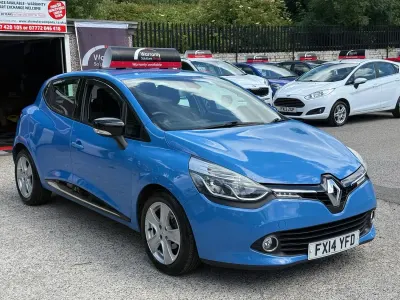 Used Renault Clio Dynamique 75 HP (55 kW) 2014 Blue Hatchback