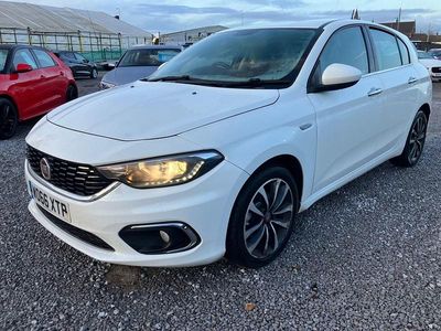 White Used 2017 Fiat Tipo Lounge Hatchback | £5,300 (Fair price)