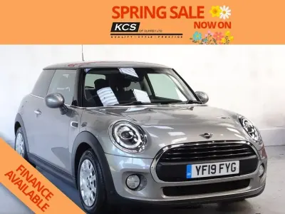 Usado Mini ONE Classic 102 CV (75 kW) 2019 Plateado Utilitario