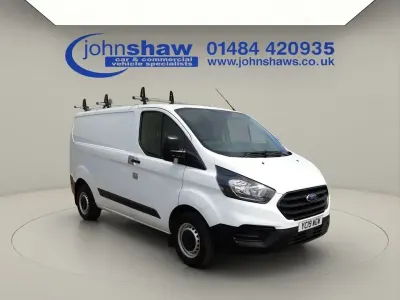 Used Ford Transit Custom 105 HP (77 kW) 2019 White Van