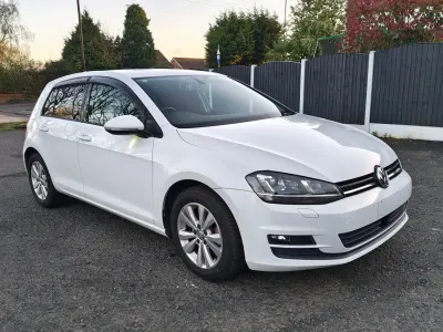 Usado VW Golf VII S 2014 Branco Citadino