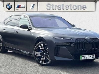 BMW i7