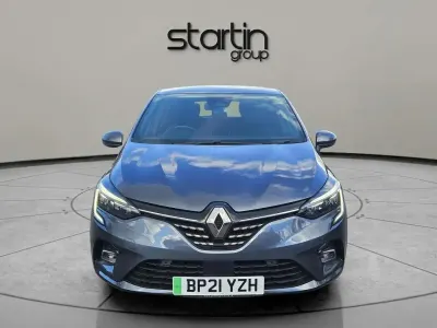 Usado Renault Clio V Version S 138 CV (101 kW) 2021 Gris