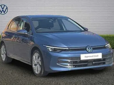 Second-hand VW Golf VIII Style 150 CP (110 kW) 2025 Albastru Hatchback
