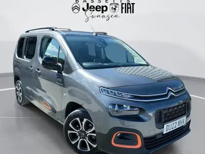 Used Citroën Berlingo XTR 131 HP (96 kW) 2021 Grey MPV