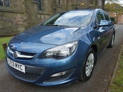 used Vauxhall Astra 1.6 EXCLUSIV 5d 115 BHP