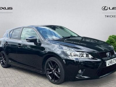 Lexus CT200h