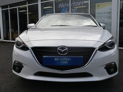 Begagnad Mazda 3 121 HK (88 kW) 2016 Vit Halvkombi