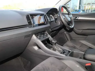 Used Skoda Karoq SE L 150 HP (110 kW) 2022 Velvet red metallic SUV